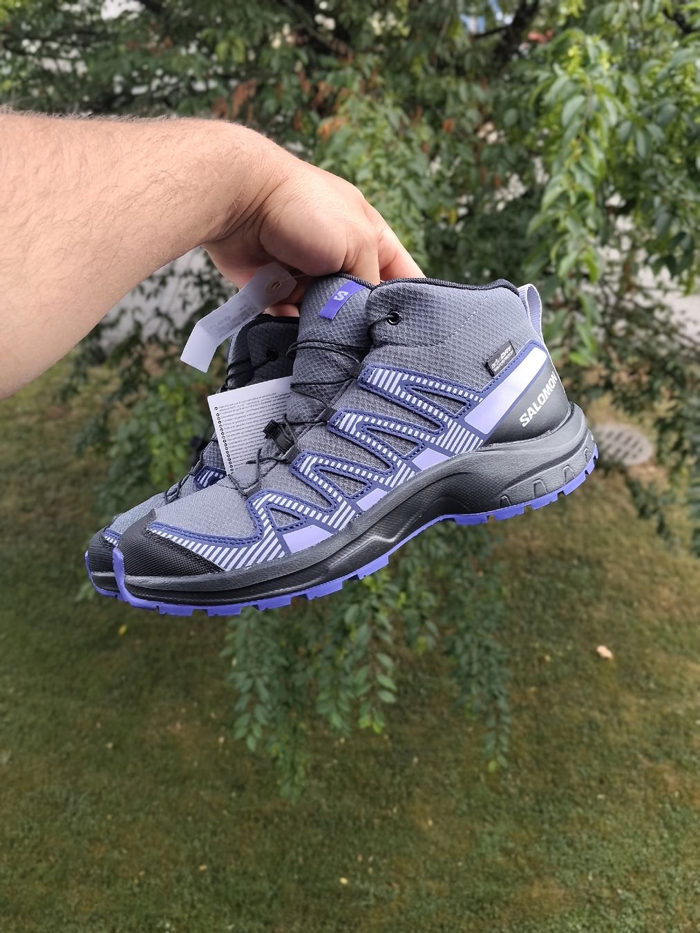 Salomon Scarpe da uomo: Salomon XA Pro V8 Mid WP wanderschuhe.Neu. – Nuovo e nell'imballaggio originale da Brügg BE venduto da obm_fs8d 4