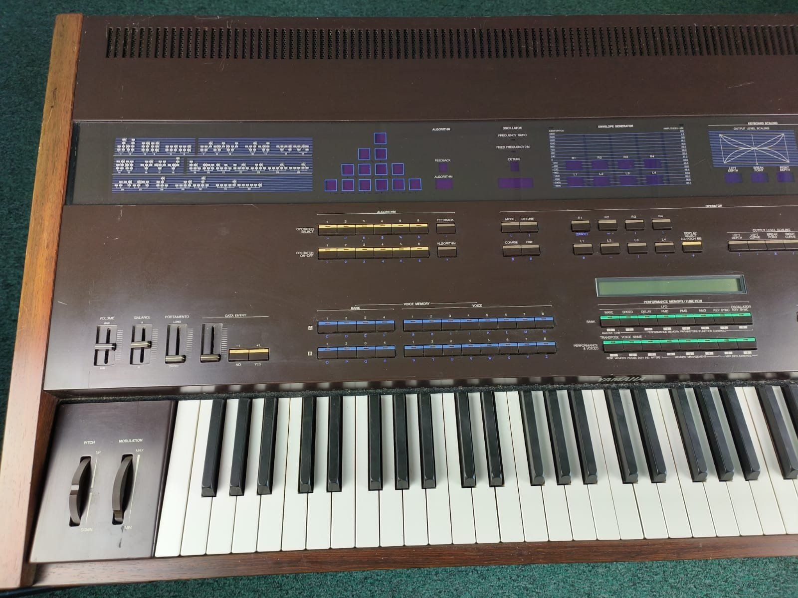 Yamaha Strumenti musicali: YAMAHA DX1 (1983) – Usato da Zürich venduto da akibelli 3