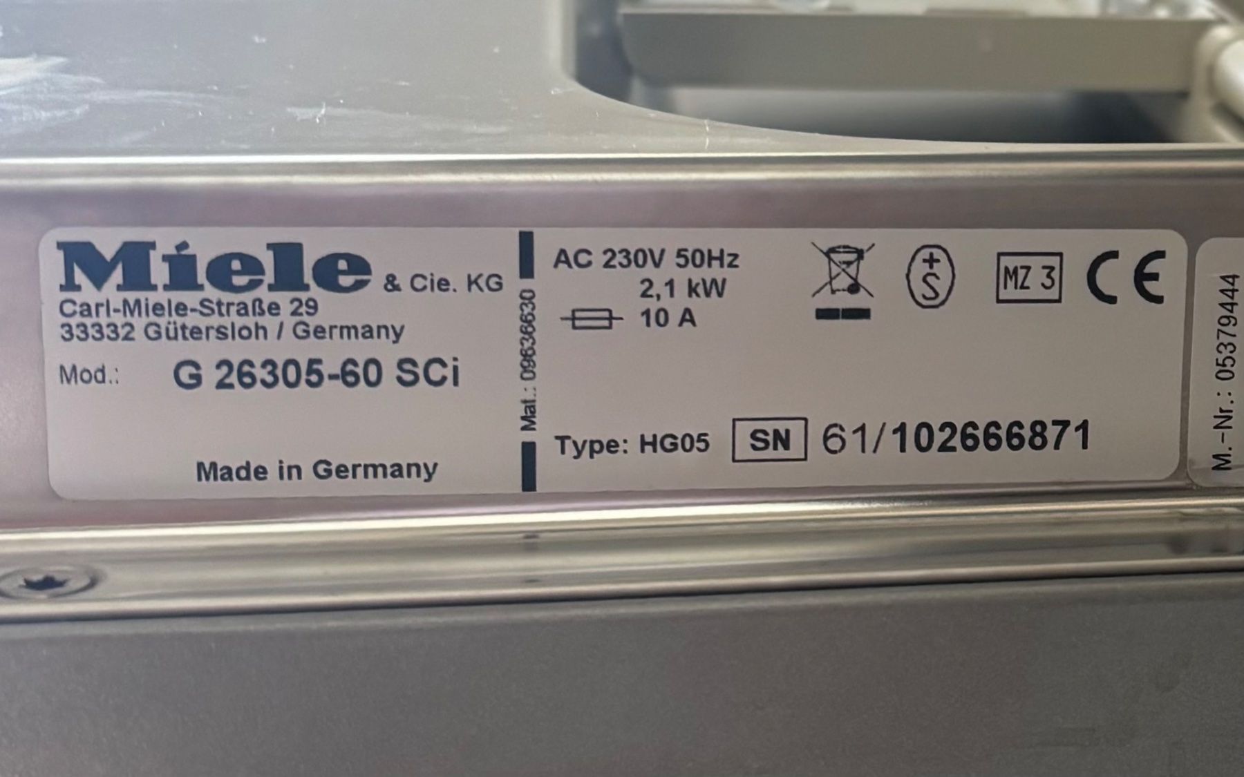 Miele Lavastoviglie: Miele Geschirrspüler, freistehend – Usato da Basel venduto da regulas 3