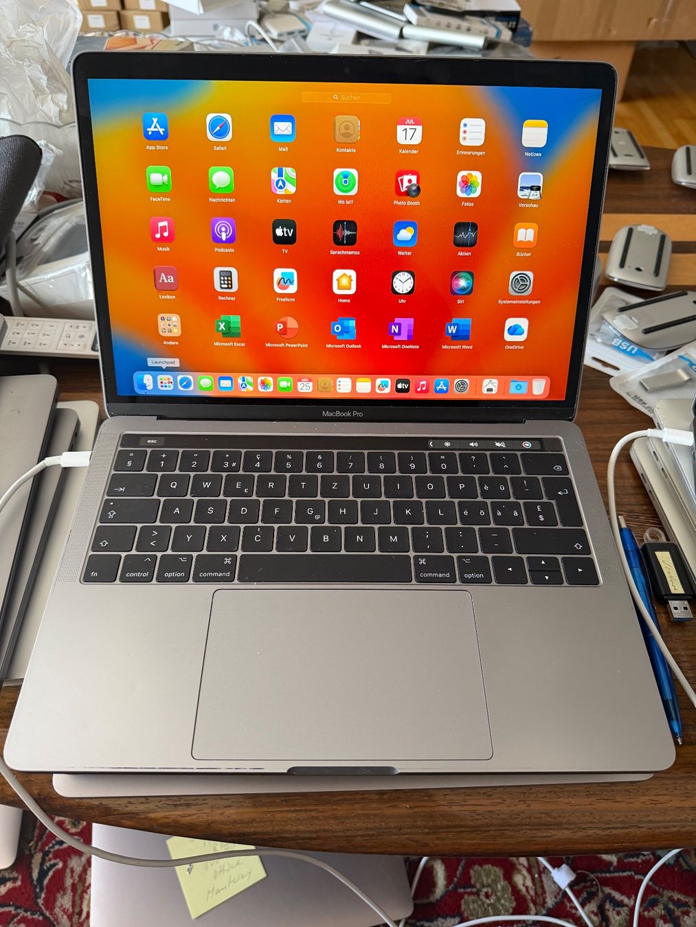 Apple Portables: Macbook pro 13 2017 – D'occasion à Schattdorf par Kofi57