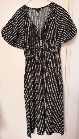 Kleid - Marke: C&A - Grösse: EUR 38