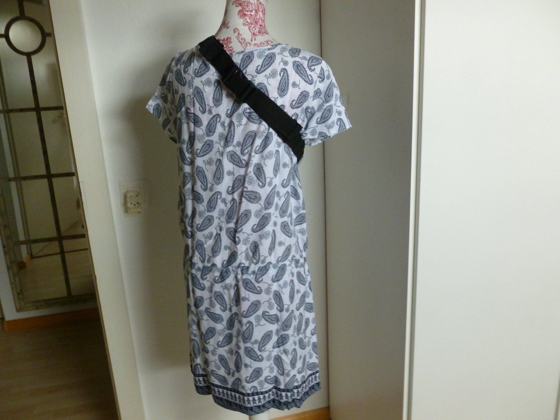 Robes: Kleid – D'occasion à Arlesheim par Jadur 1