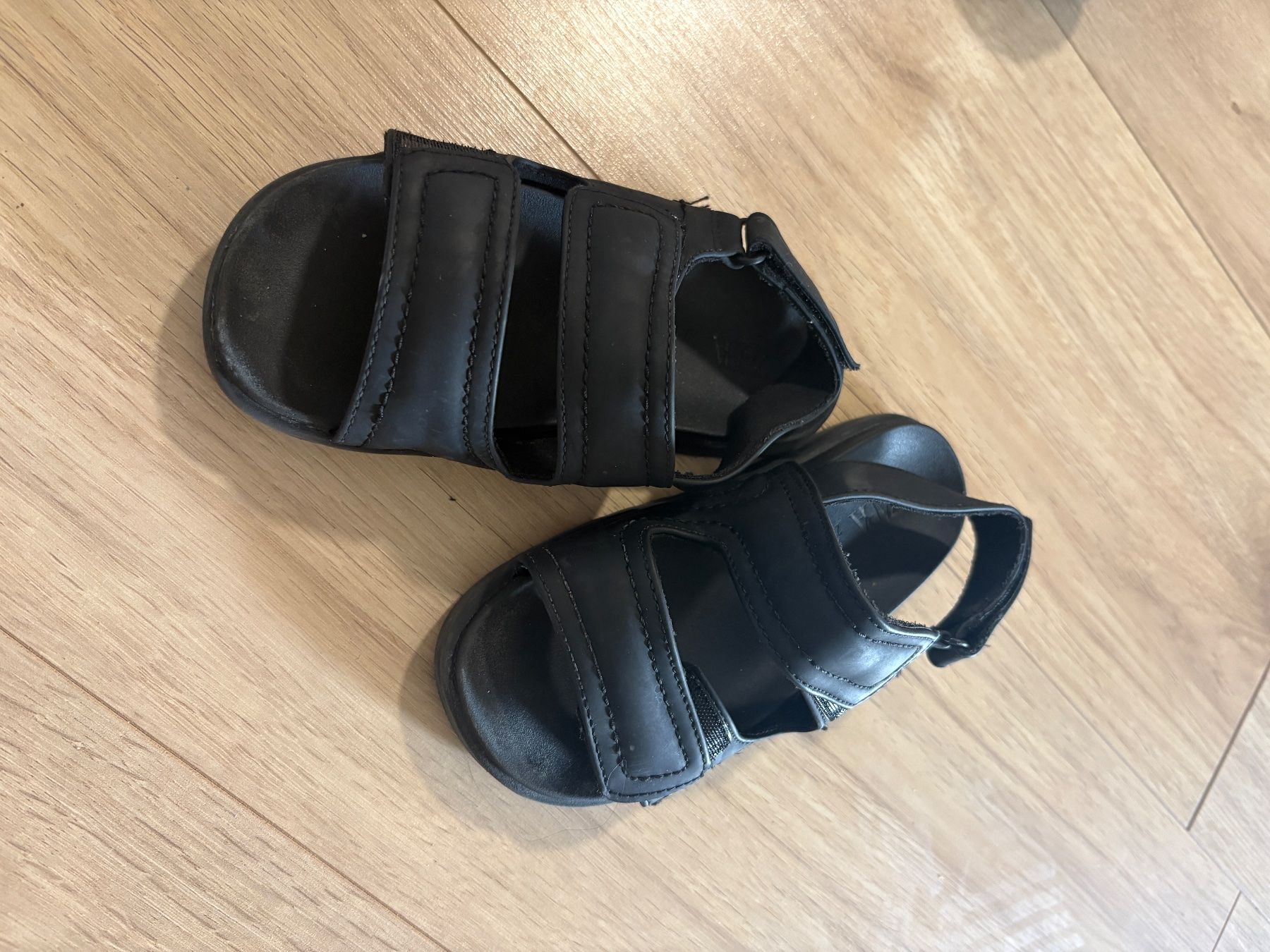 Zara Schuhe für Jungen: Schuhe – Gebraucht aus Forch von eri_7rdg