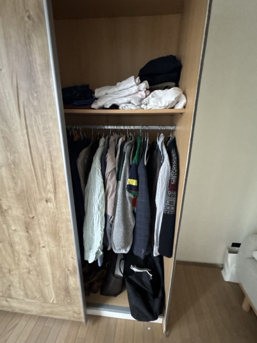 Schränke: Wardrobe – Gebraucht aus Zürich von cec_8psb 2