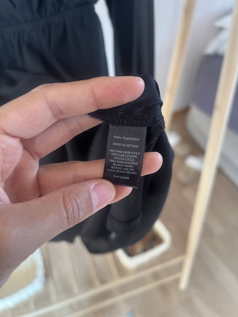 Kleider: Express Schwarzes Kleid – Grösse XS – Gebraucht aus Altstätten SG von Melval22 2