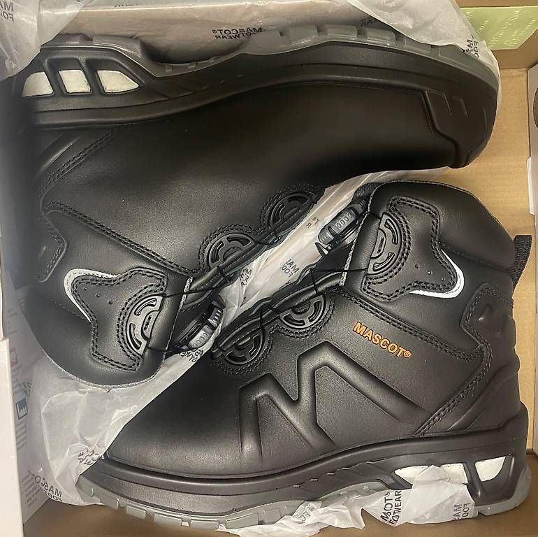 Scarpe da uomo: Sicherheitsstiefel S3 Mascot – Usato da Regensberg venduto da Cooky0