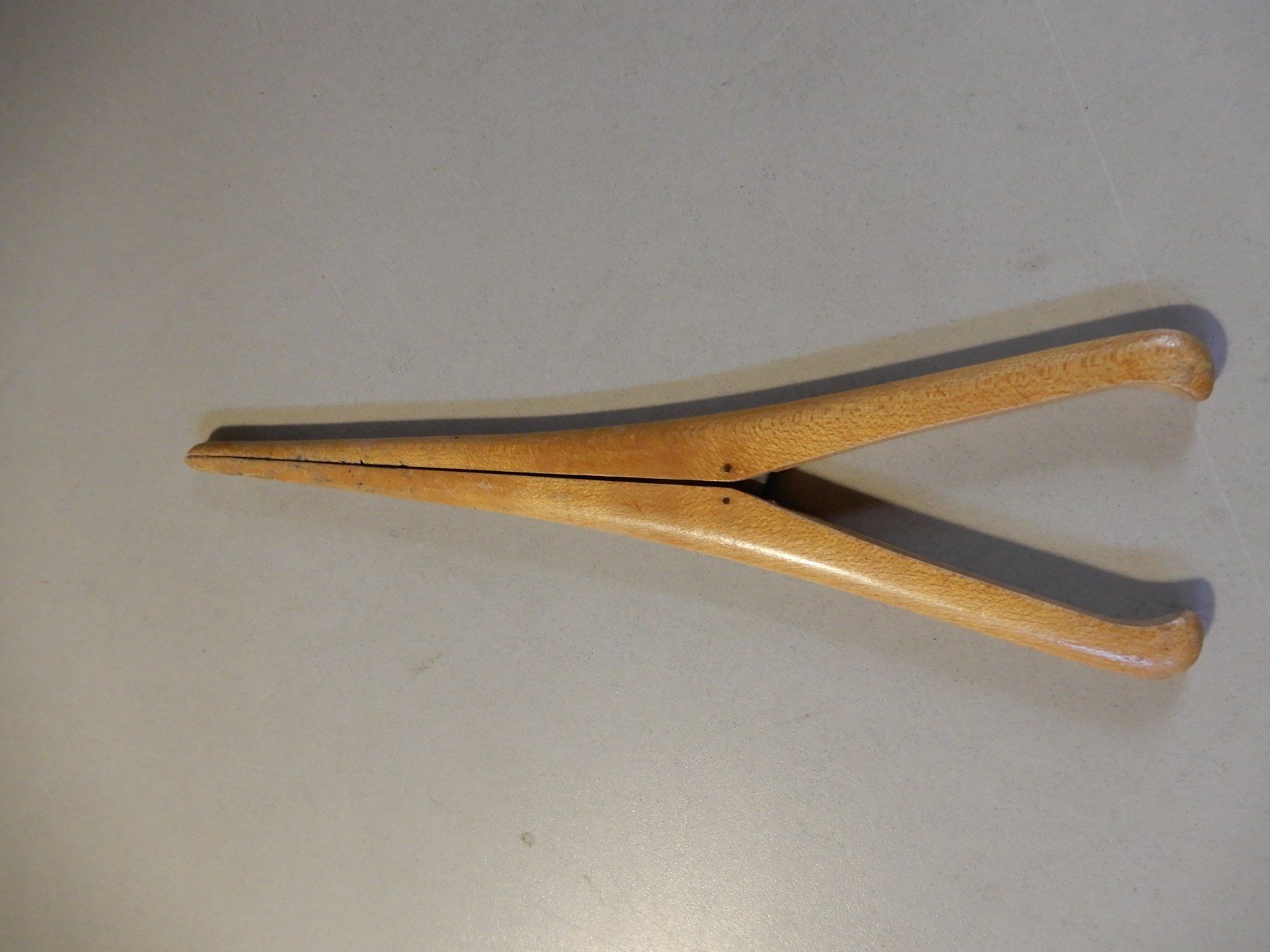 Handschuhe & Handstulpen: Antiker Handschuh spanner – Gebraucht aus Erstfeld von Uhu1980 2