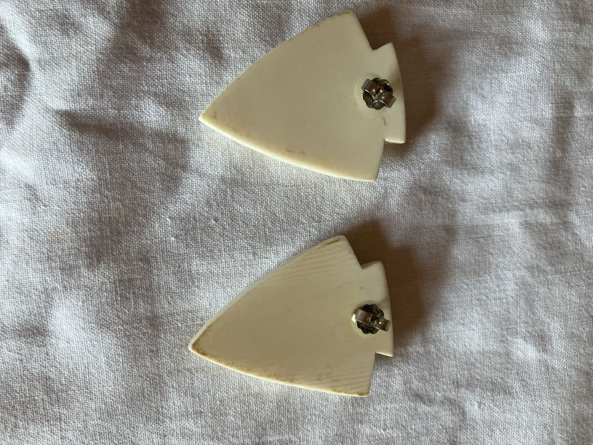 Boucles d'oreille: Vintage Ohrstecker Knochen geschnitzt – D'occasion à Bassersdorf par groovygremlin 2