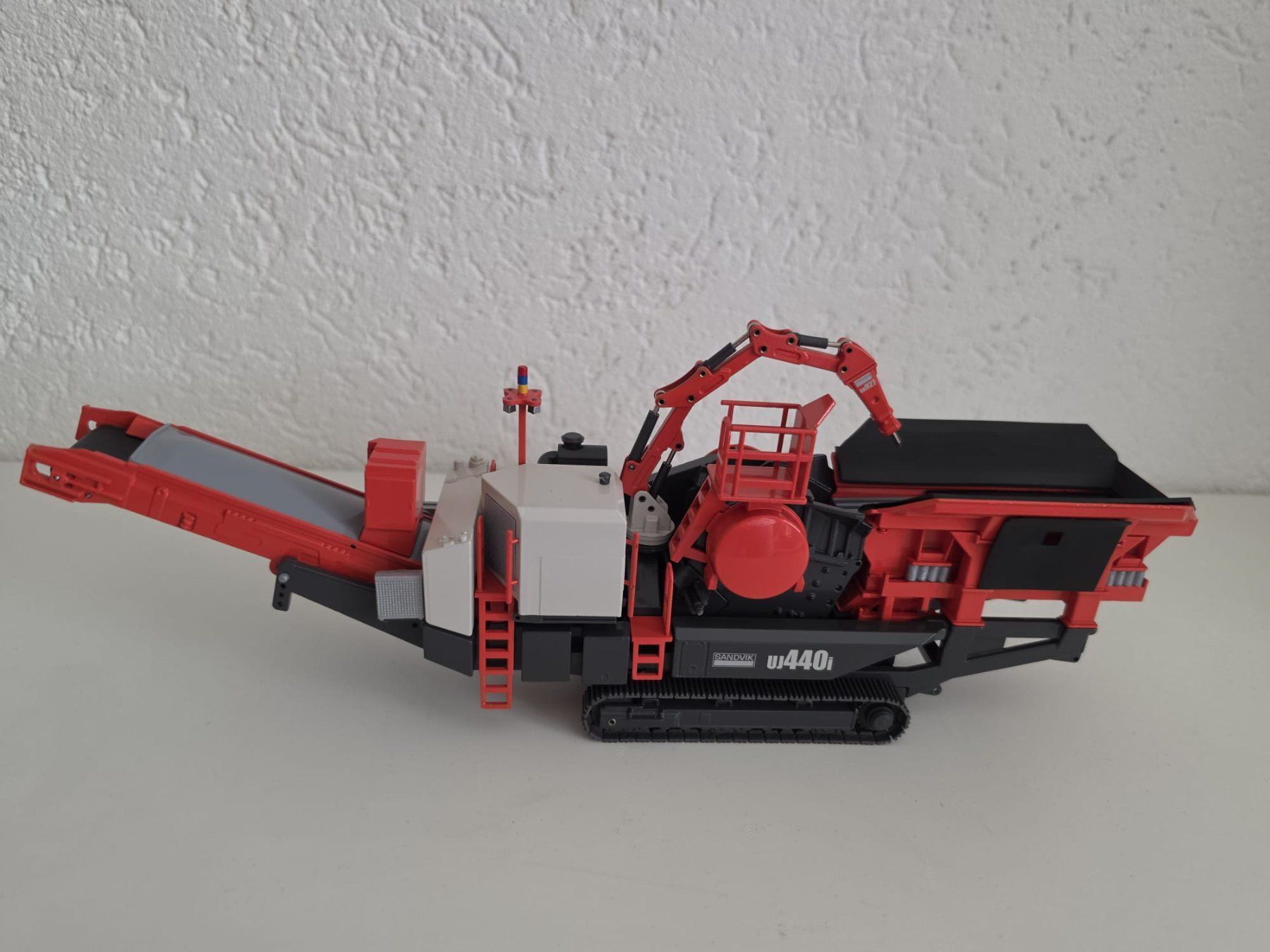 Kit di modellismo & Modellini statici: Sandvik UJ440i 1:50 – Usato da St. Ursen venduto da Sparafuchide