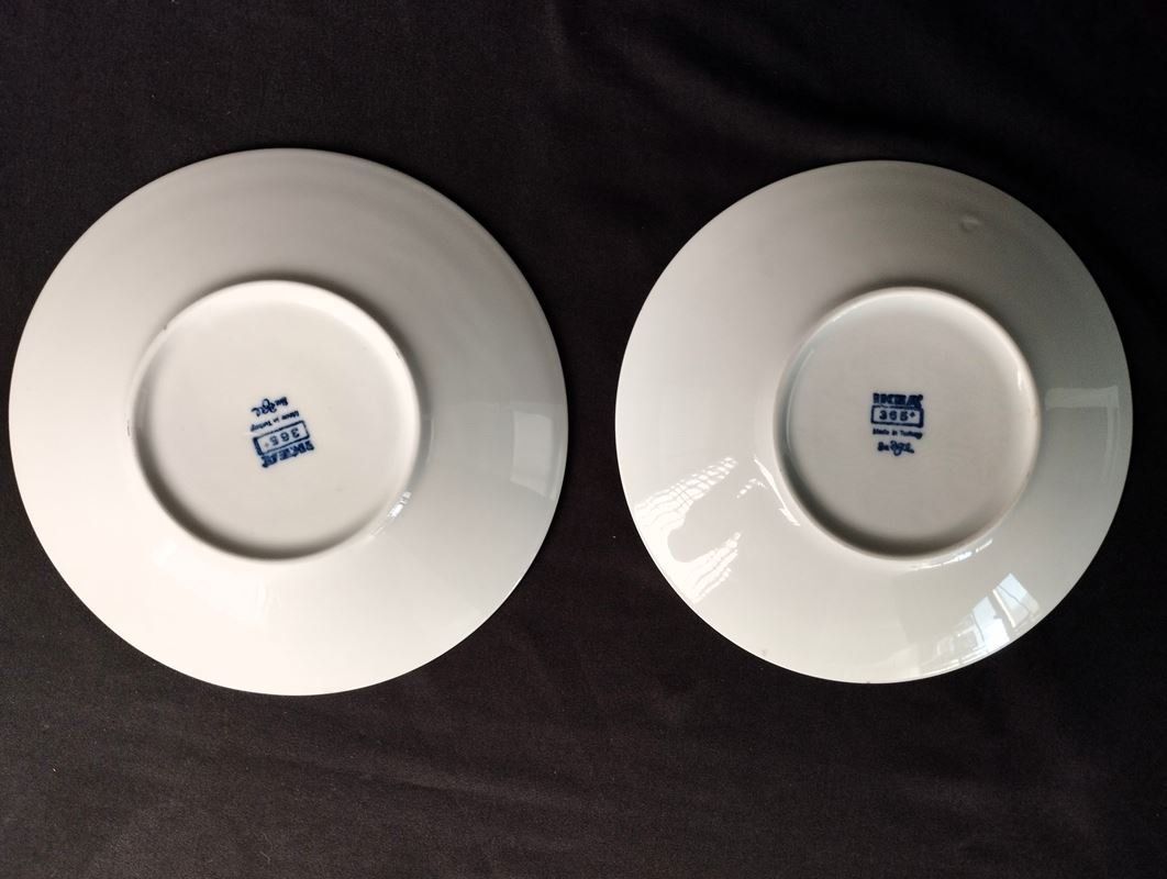 Assiettes: Selbstbemalte Teller 2 Stk. – D'occasion à Schübelbach par Restwert_Schubelbach 3
