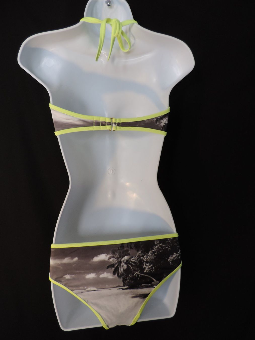 Costumi da bagno & Bikini: maillot de bain 2 pièces tropical jaune fluo – Usato da Genève venduto da Axelle333 9