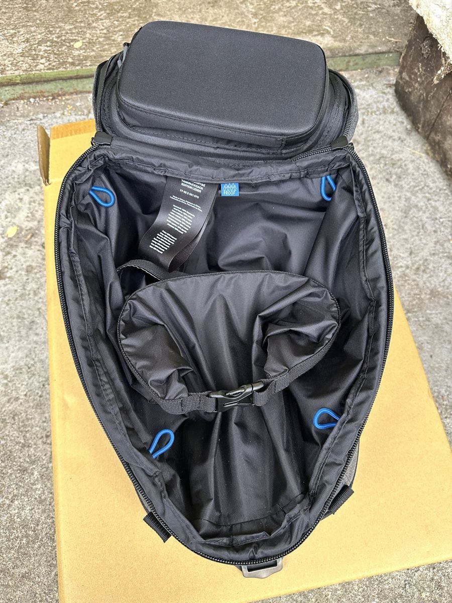BMW Borse: BMW Tankrucksack Edition Leder 11L, Preis verhandelbar – Nuovo (secondo la descrizione) da Hirzel venduto da Thenoah78 3