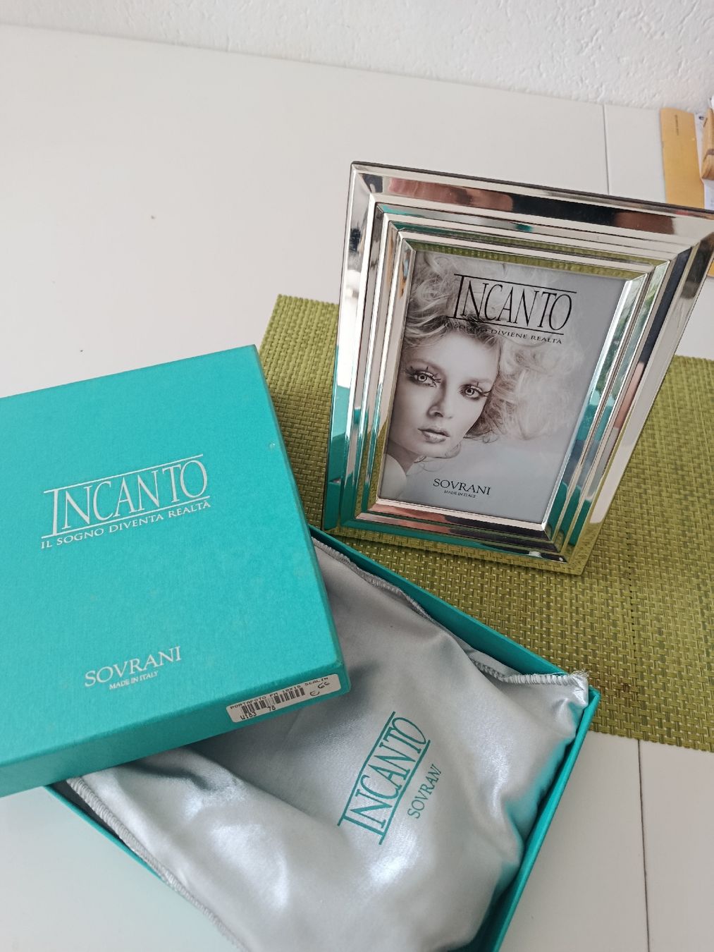 Cadres de tableaux: Cornice argento Incanto  – Neuf avec emballage d'origine à Locarno par fer_rh7r