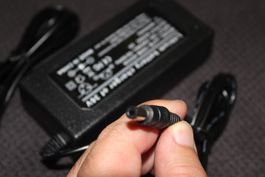 Ladegerät  E-Bike E-Scooter Roller 5.5mm