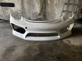 Porsche 981 GT4 Stossstange repariert