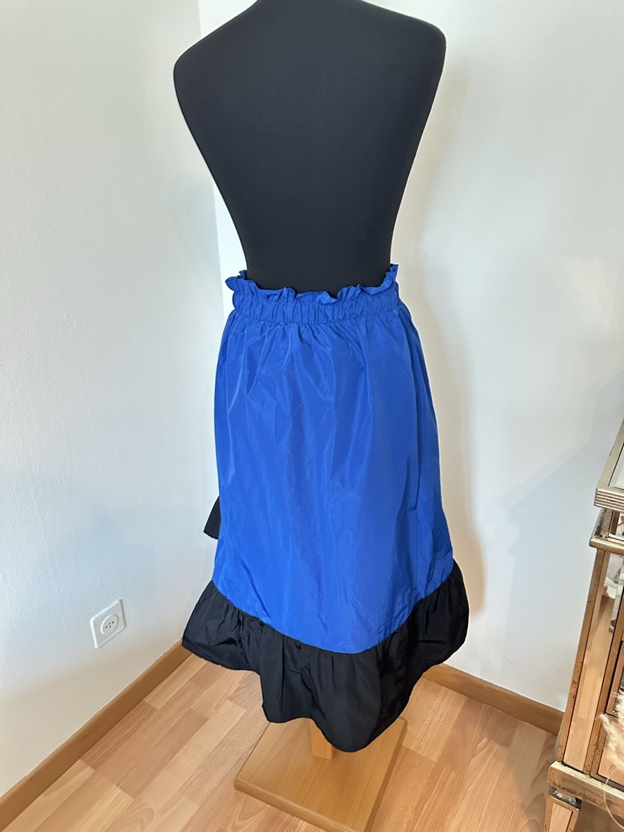 Gonne: Coconuda Blue & Black Ruffle Skirt – Usato da Murgenthal venduto da mar_q2yf 1