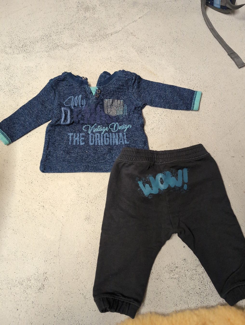Lotti & Set di vestiti: Baby-Set Gr. 62, Pullover & Hose – Usato da Netstal venduto da Salihoi