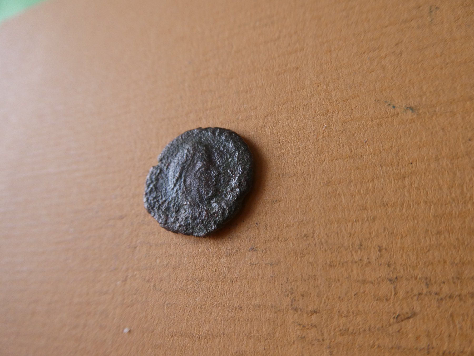 Tutti le monete: uralte Bronzemünze 15 mm     1.94 g – Usato da Hinterforst venduto da Rohusri 1