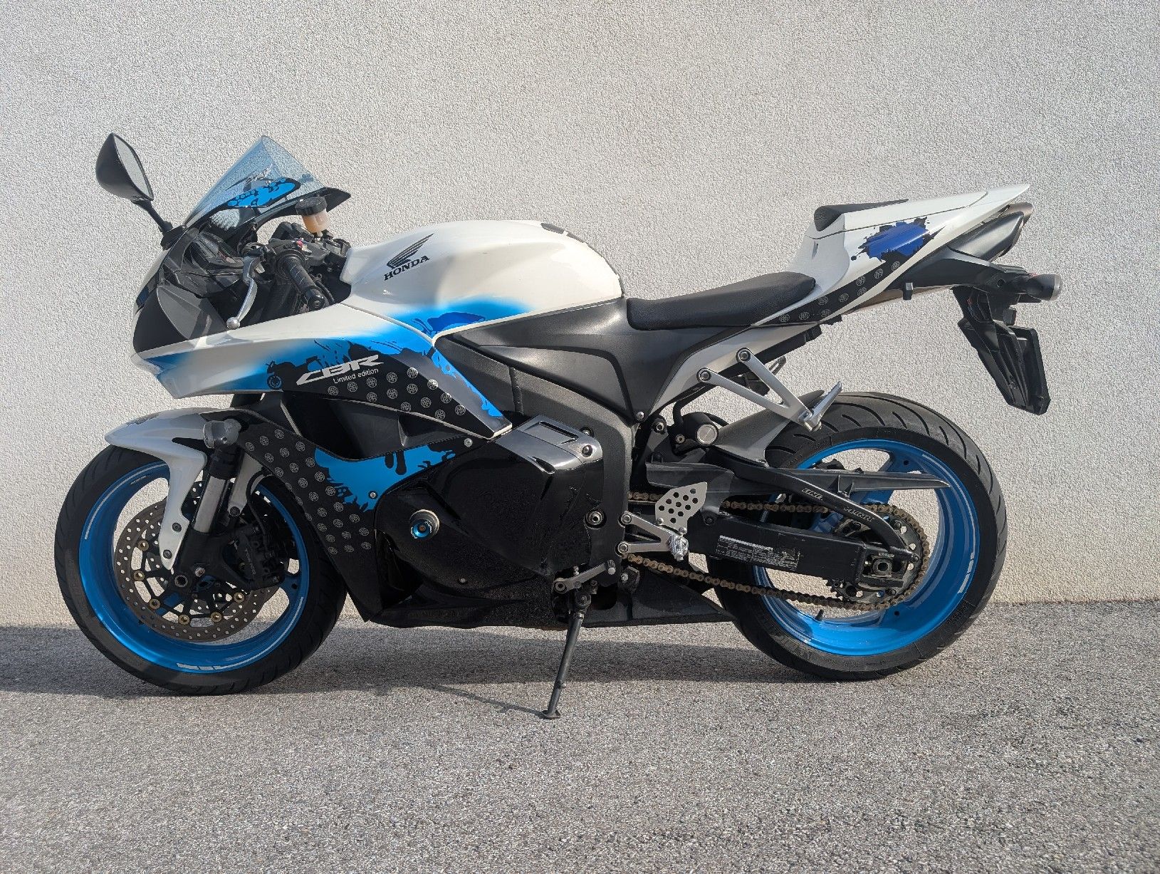 Honda Strasse: HONDA CBR 600 RR Limited Edition - 27'000 km – Gebraucht aus Sierre von Dorianex6