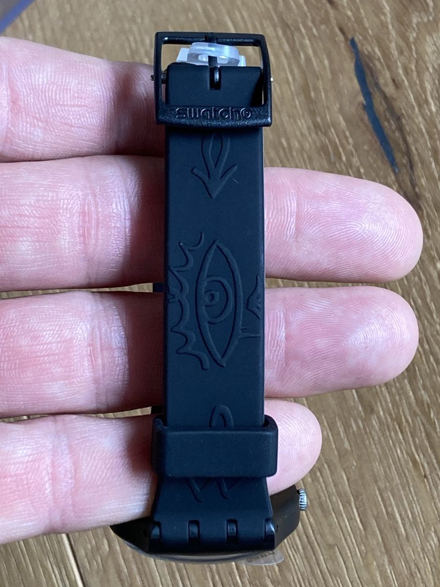 Swatch Orologi: Swatch Kidrobot Special GP 132 – Nuovo e nell'imballaggio originale da Boll venduto da Jopp1 2
