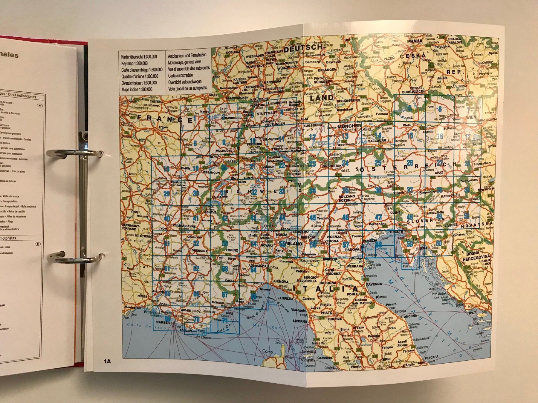 Libri: Motorrad Atlas Alpenländer Hallwag – Usato da Strengelbach venduto da Omobono 2