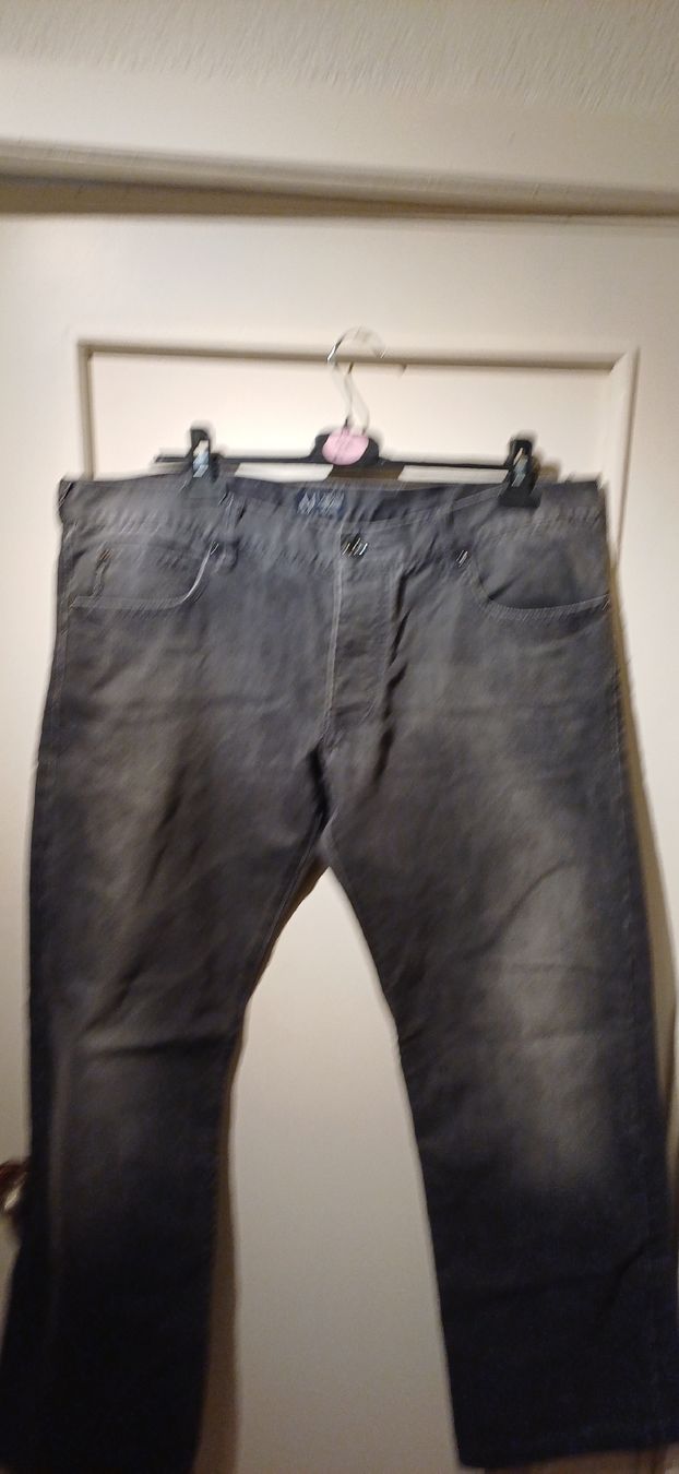 Armani Jeans: Jeans Armani Jeans neri – Gebraucht aus Origlio von pao_lsz5