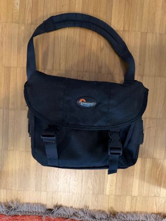 Lowepro Stealth Reporter 300 AW Kameratasche All Weather