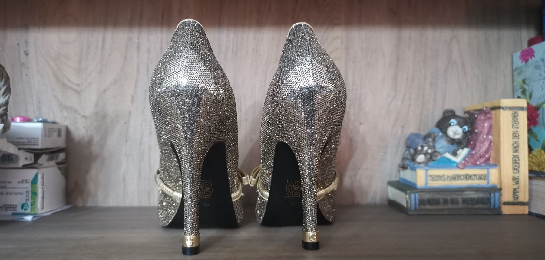 Guess Scarpe da donna: GUESS High Heels – Usato da schaffhausen venduto da kucukaga 1