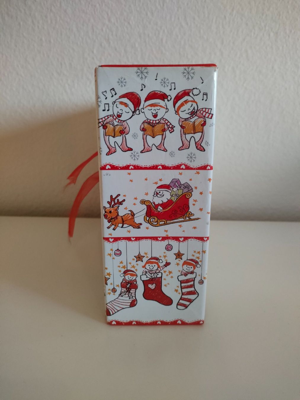 Set di piatti: Wunderschönes 12-teiliges Espresso&Tee Set mit Xmas Muster – Nuovo e nell'imballaggio originale da Dietikon venduto da MJ_Sporting 3