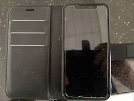 Handy Apple iPhone 11 Pro weiss gebraucht mit Hülle