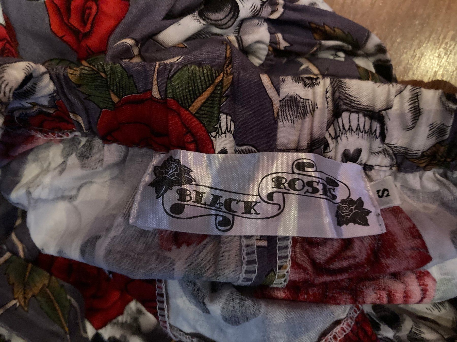 Kleider: Petticoat Kleid Totenköpfe mit Rosen – Neu (gemäss Beschreibung) aus Unterseen von amj_zz7j 1
