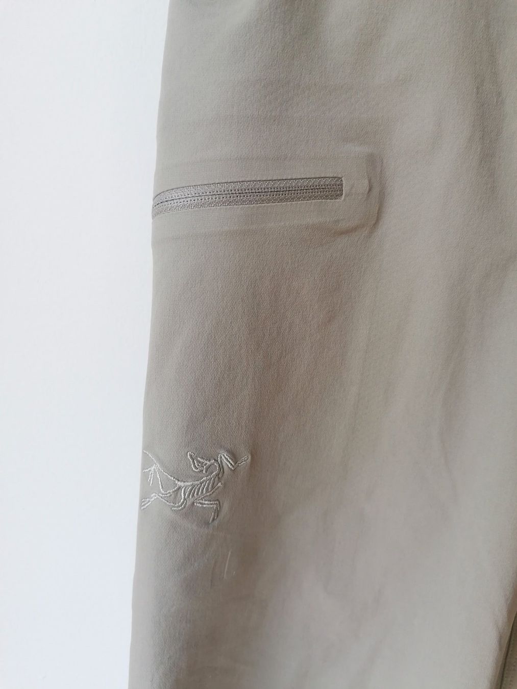 Arcteryx Pantaloni: Hose Arcteryx Gamma Pants – Nuovo (secondo la descrizione) da Luzern venduto da zen_gx5k 7