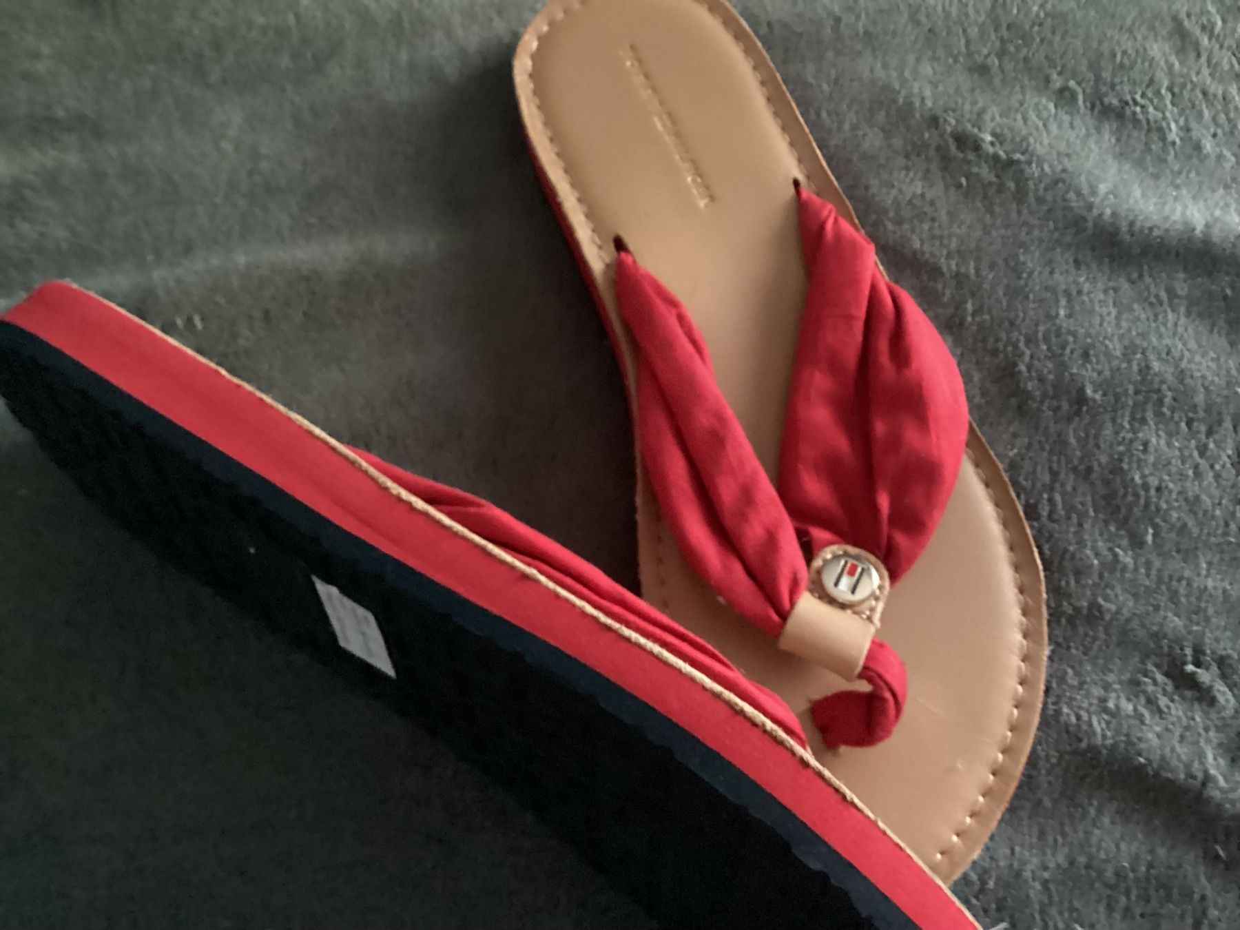 Tommy Hilfiger Scarpe da donna: Tommy Hilfiger Flip Flops – Nuovo (secondo la descrizione) da Flüelen venduto da ne08 1