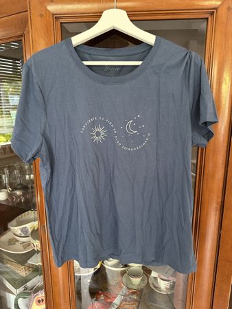 T-shirt donna bluette,taglia XL ideale per la primavera!
