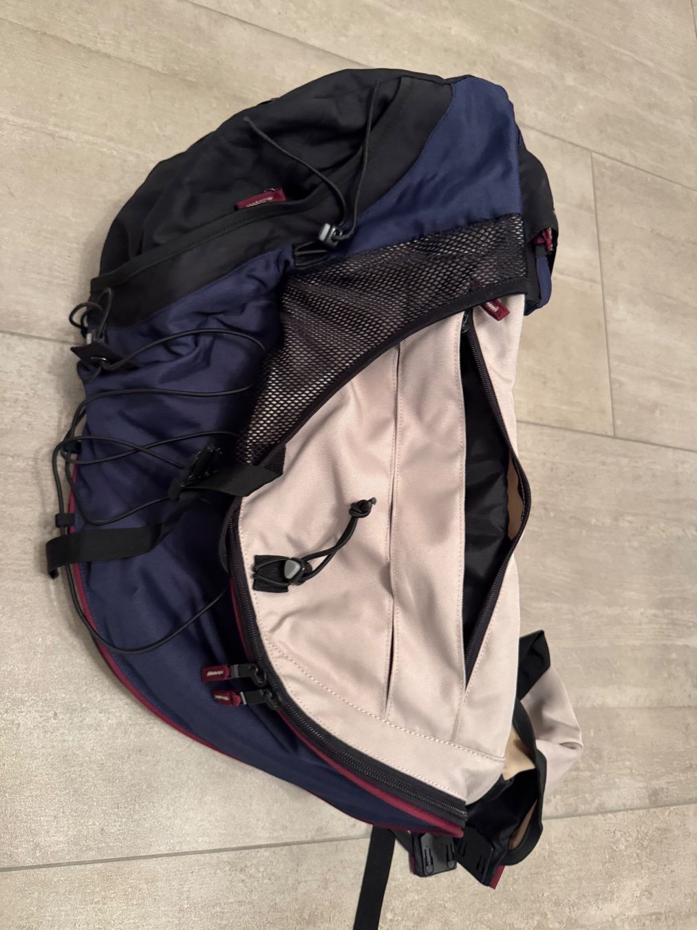 Decathlon Rucksäcke: Quechua - Sac à dos – Neu (gemäss Beschreibung) aus Zürich von lcg_898x 3