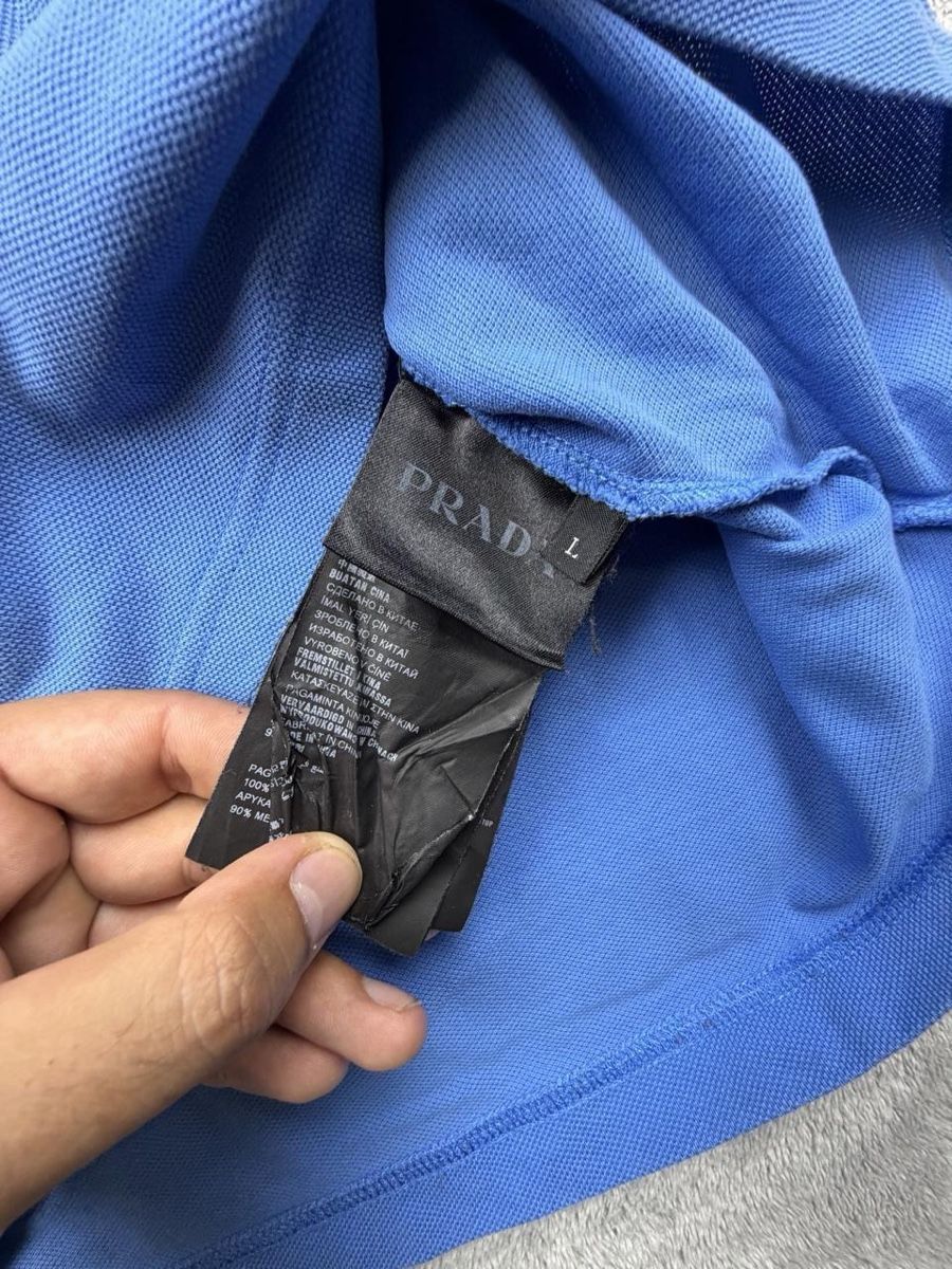 Prada Polo-Shirts: Prada polo – Gebraucht aus Erlinsbach SO von TogaResell 5