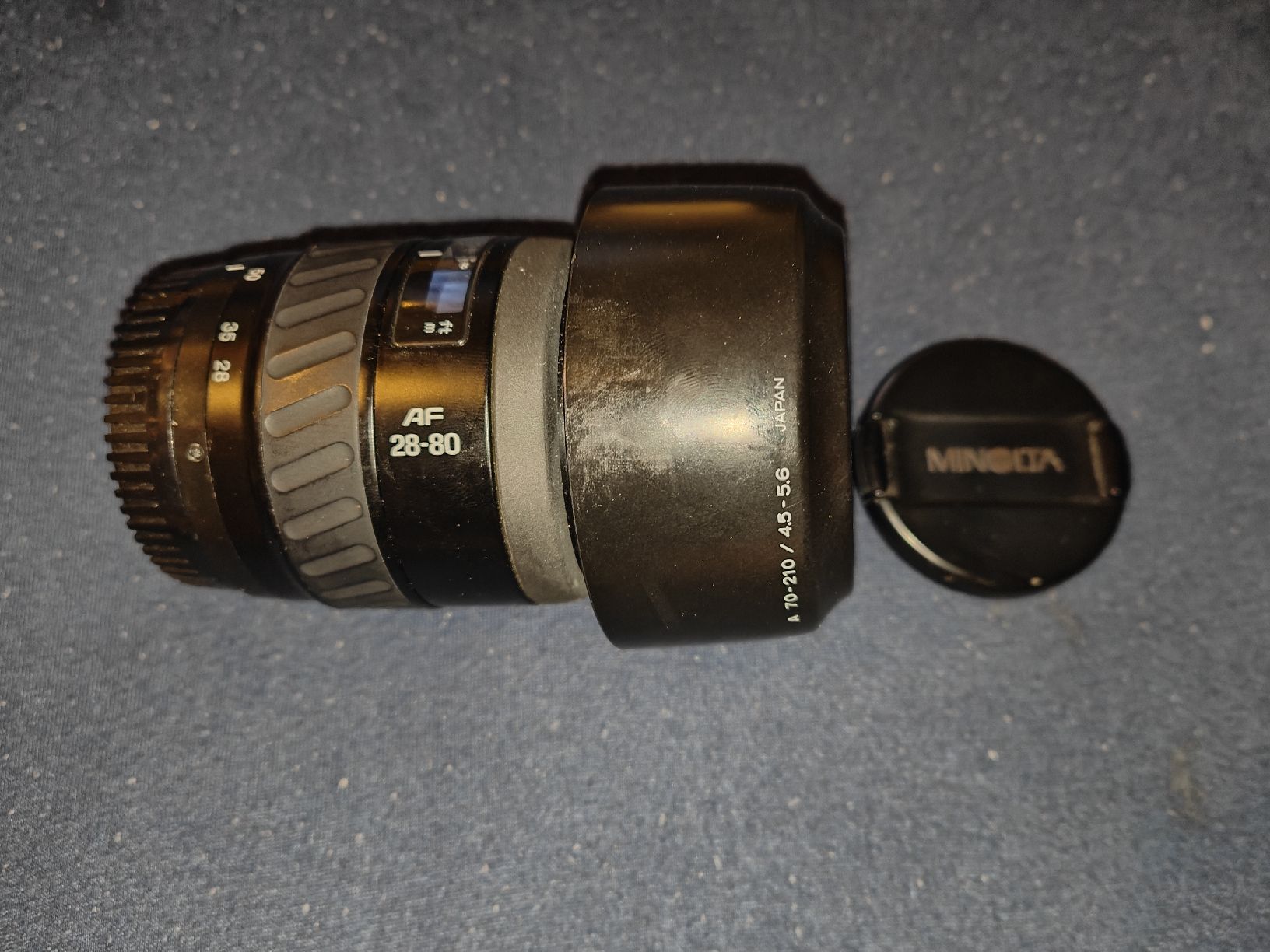 Minolta Obiettivi: Minolta AF 28-80mm Zoom mit Filter, Blende & Deckel – Usato da Rothrist venduto da SiddharthaMoon 1