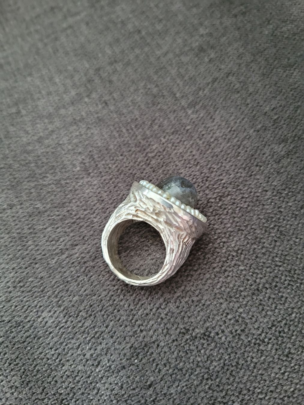 Ringe: Fingerring Unikat mit Labradorit und feinen Perlen – Neu (gemäss Beschreibung) aus St. Gallenkappel von mytimes 1