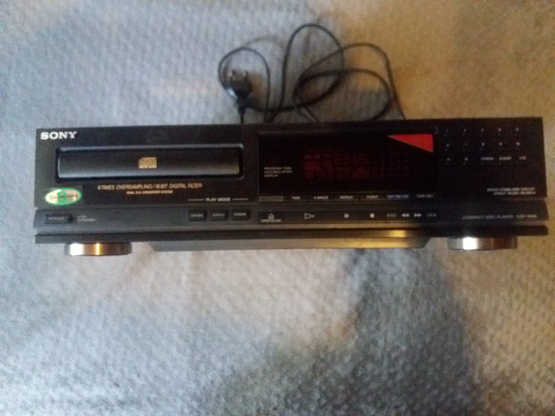 Sony Lettore multimediale & Streamer: Lecteur CD Sony CDP-M48 bon état – Usato da Meyrin venduto da toutatis 3