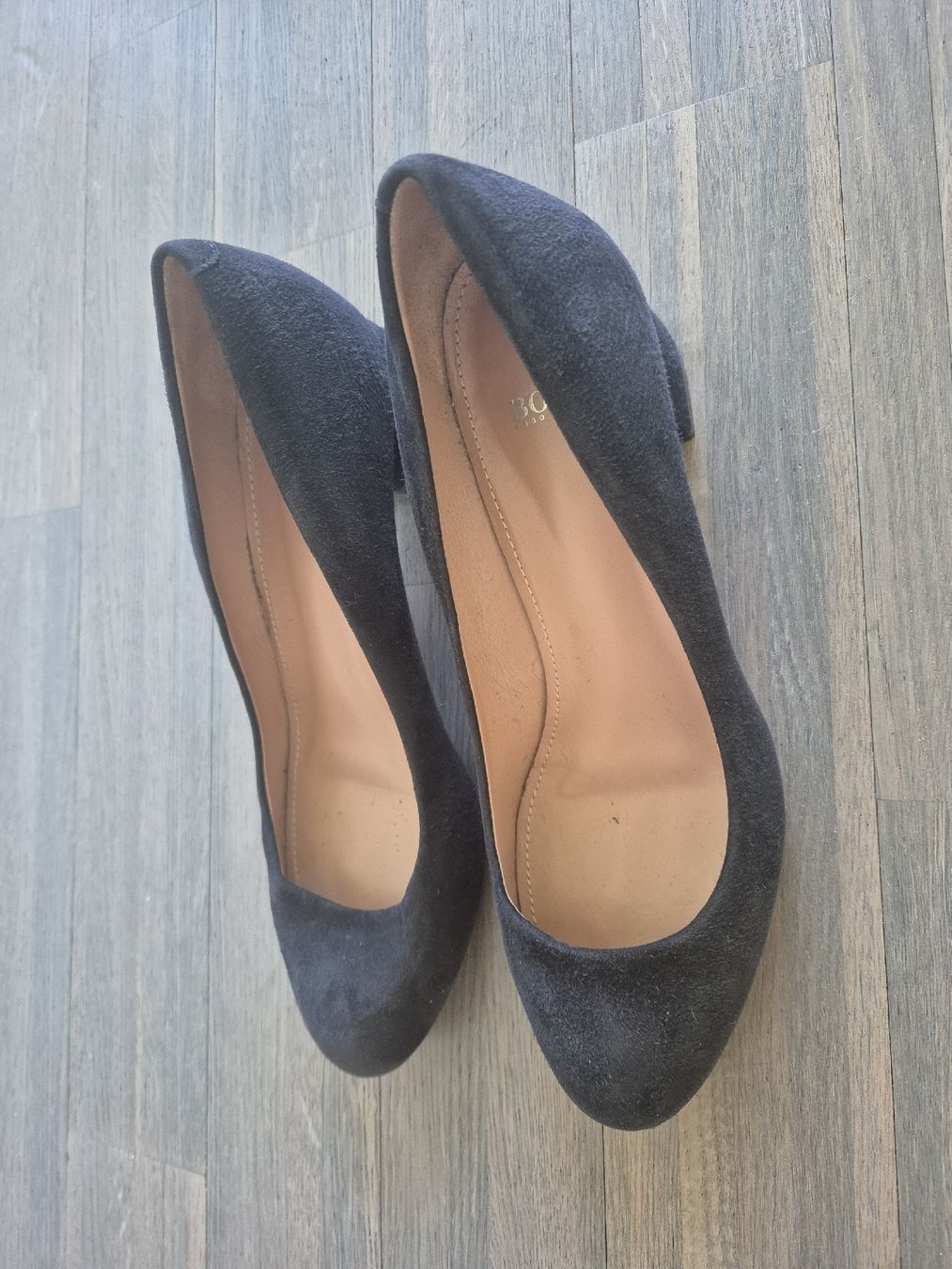 Scarpe da donna: Hugo Boss pumps – Usato da Zug venduto da silid