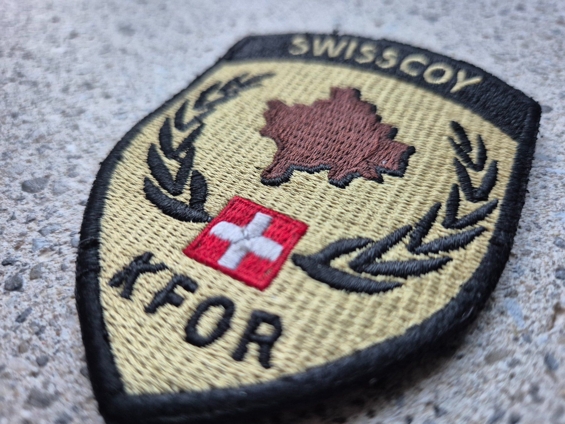 Schweizer Armee Placchette & Badge: *** Swisscoy Badge mit klett *** – Nuovo (secondo la descrizione) da Riedholz venduto da fr_sIruP 3