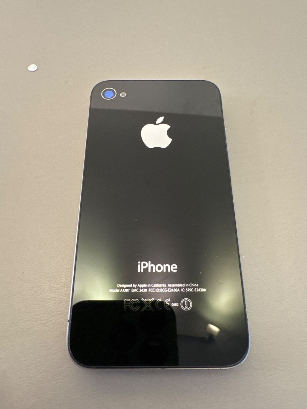 Apple Handys / Smartphones: iPhone 4 / 4s – Defekt aus Adliswil von Busys 1