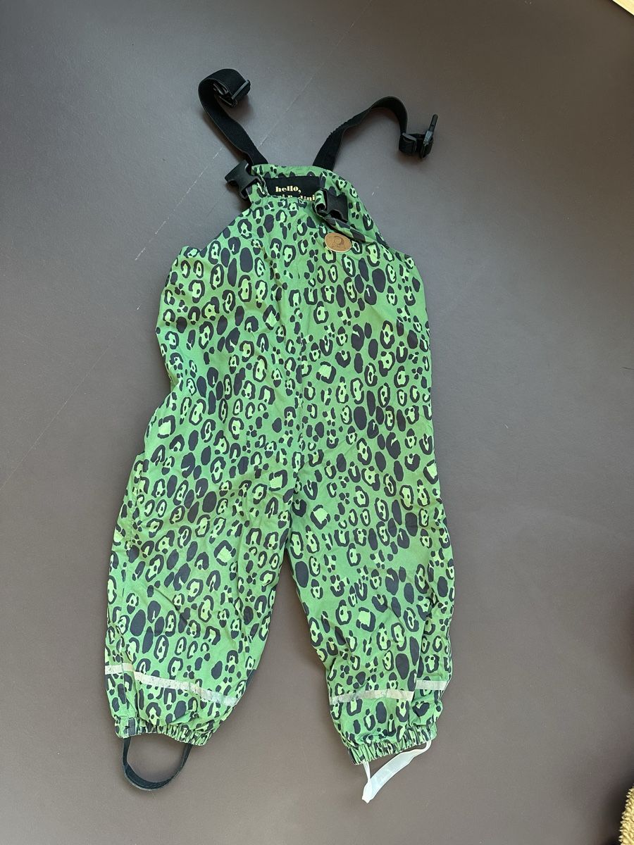 Mini Rodini Pantaloni: Mini Rodini Regenhose Größe 92/98 – Usato da Zürich venduto da Sennin