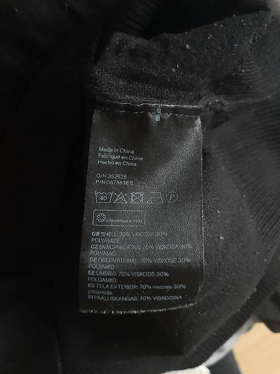 H&M Maglioni & Felpe: H&M Basic Pullover Gr. XS Schwarz – Usato da Marthalen venduto da Jenny.Z 1