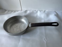 HK Aluminium-Pfanne Stielpfanne 12 cm Durchmesser Bratpfanne