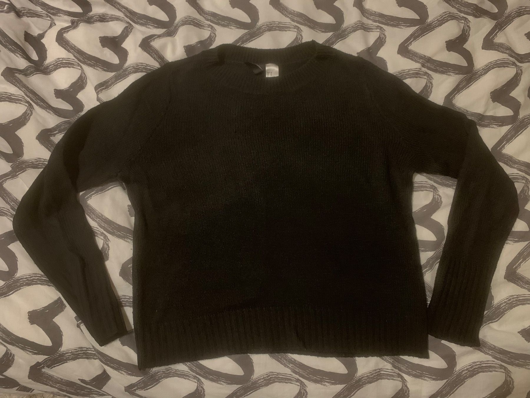 H&M Pulls & Sweat-shirts: Pull noir classique – D'occasion à Montreux par Iza_81199