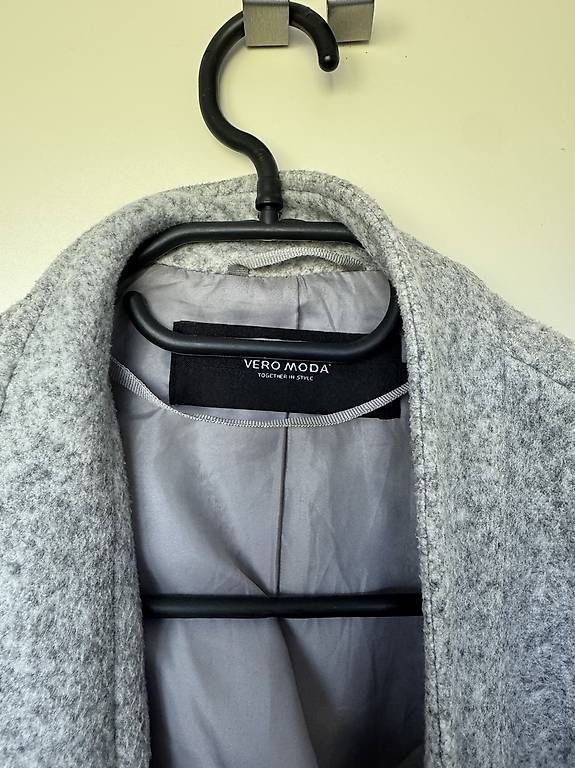 Vero Moda Cappotti: Schöner Mantel – Usato da Zürich venduto da cha_7n8s 1
