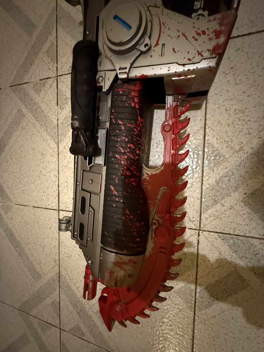 Giocattoli: Gears of War Lancer – Usato da Coldrerio venduto da Crivelli 3