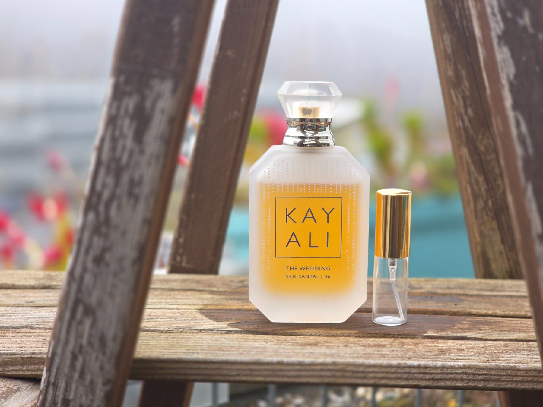 Kayali Profumi & Eau de Toilette: Kayali - Silk Santal - 5ml – Nuovo e nell'imballaggio originale da Winterthur venduto da FragranceLUXE
