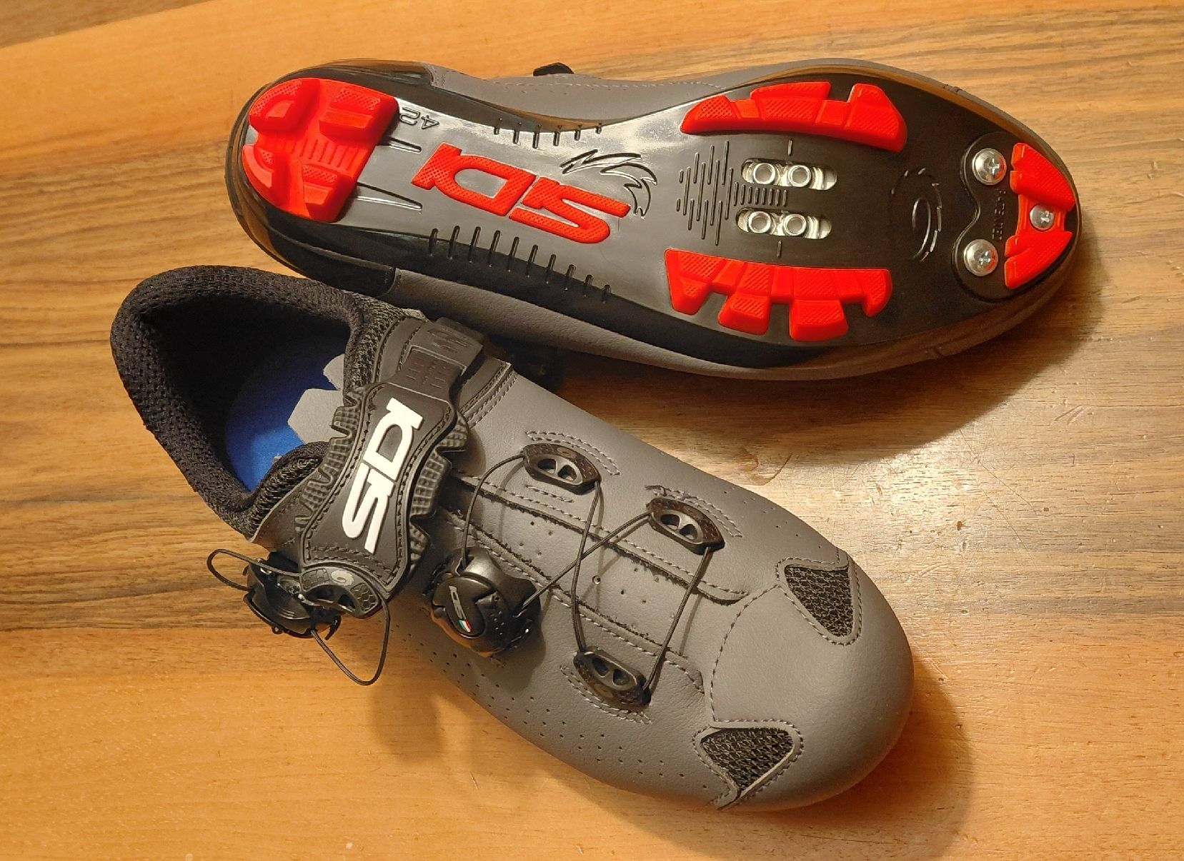 SIDI Chaussures hommes: Sidi MTB Eagle 10 Schuhe Grösse 42 Black Grey – Neuf avec emballage d'origine à Diessenhofen par kazwei 6